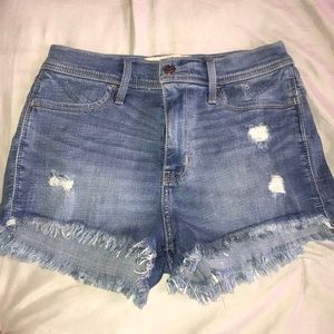 Hollister short shorts size 3/26 waist. NWOT